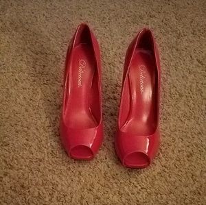 Patent leather Red Peep toe heels