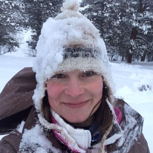 Meet your Posher, Amy - Picture 2 of 4