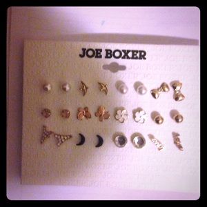 ❗️❗️BOGO SALE❗️❗️Fashion Studs