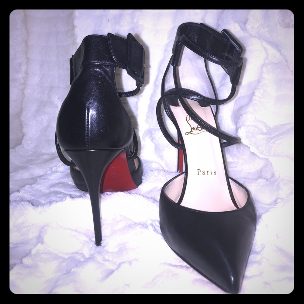 Classic Black Christian Louboutin Suzanna 100