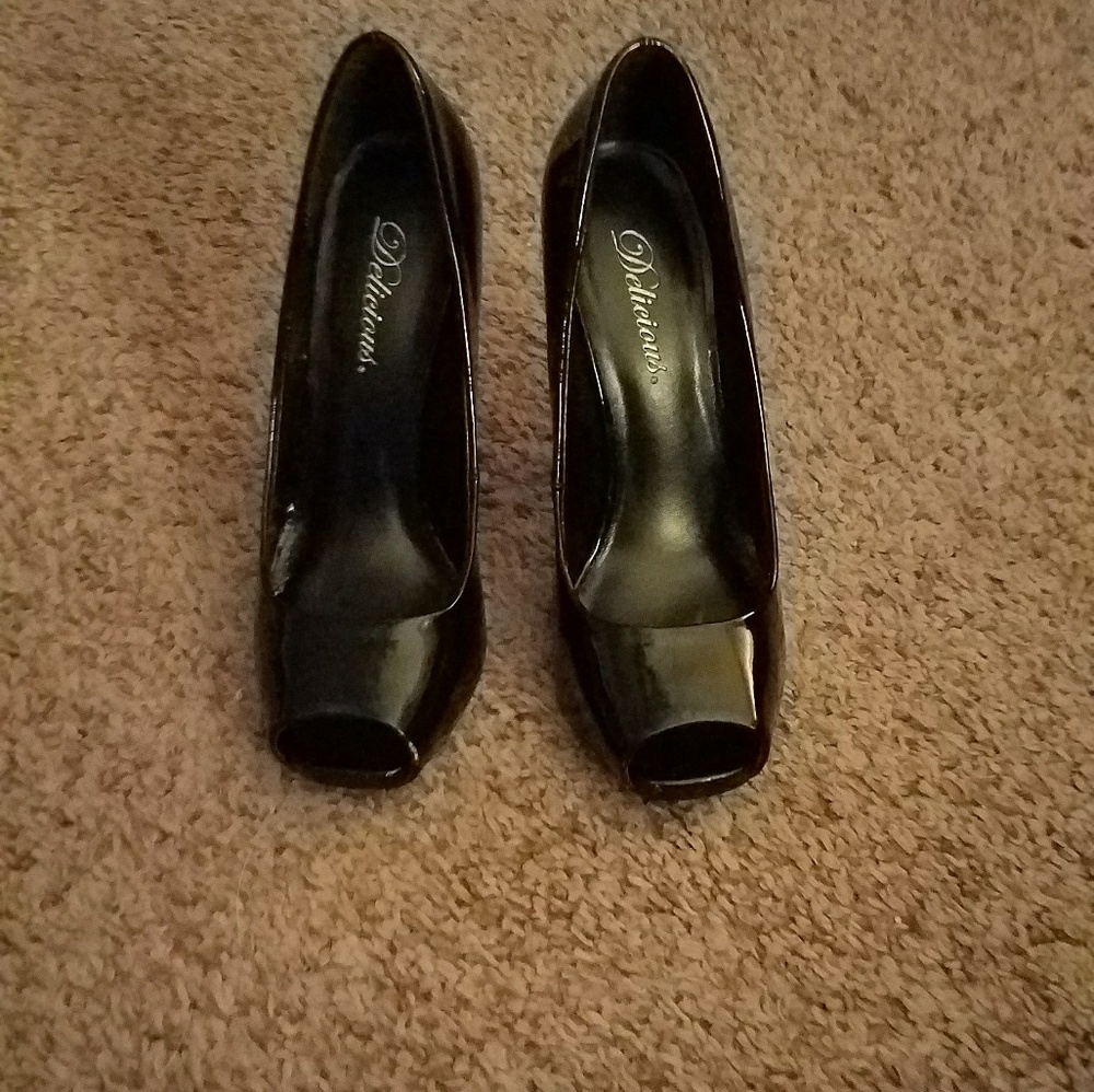 Black Patent leather peep toe heels