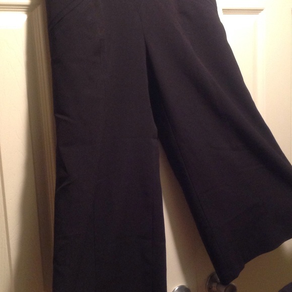 Harve Benard wide leg black culottes - Picture 2 of 3