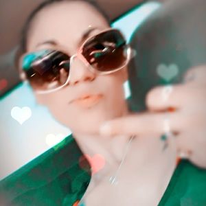 Meet your Posher, Serena