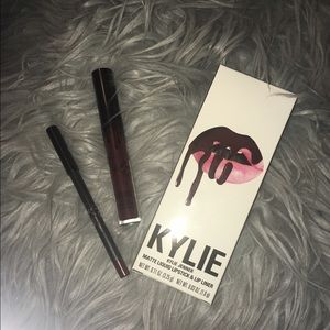 NEW, AUTHENTIC | Kylie Cosmetics Lip Kit 💋