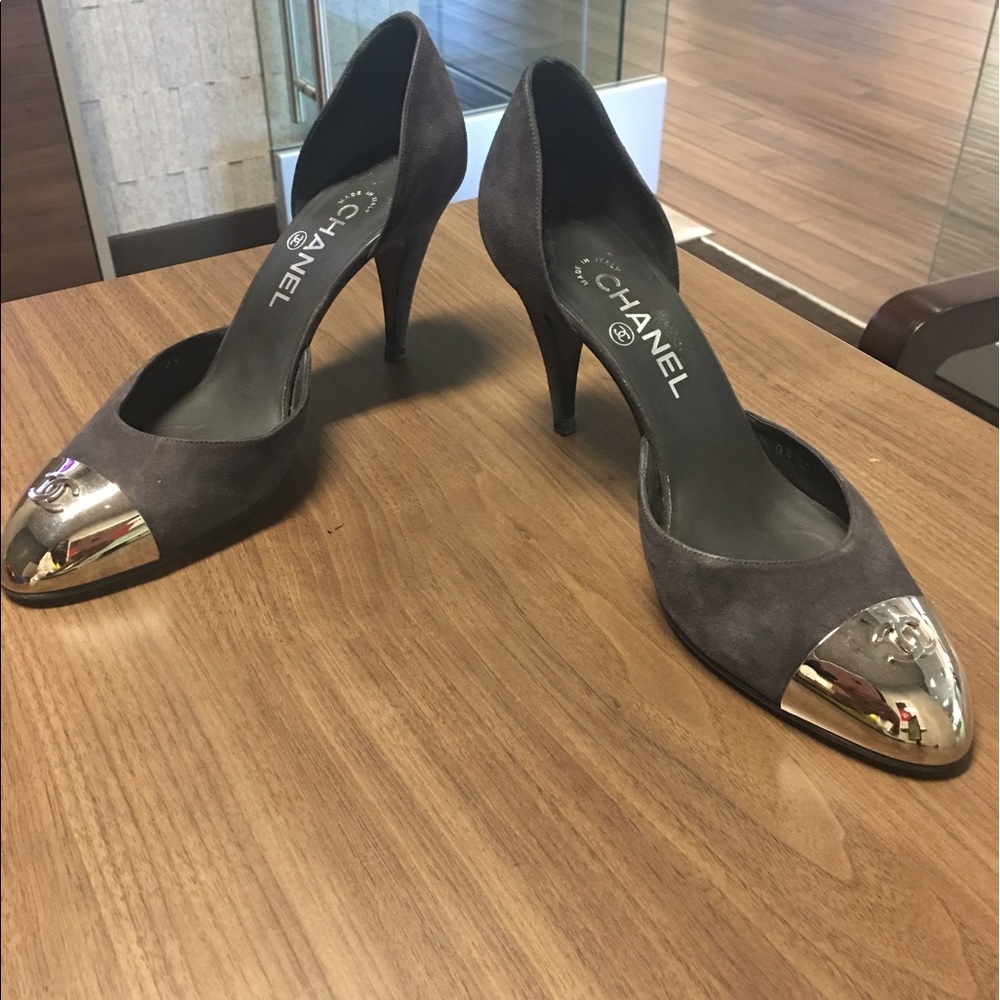 Chanel heels size 9
