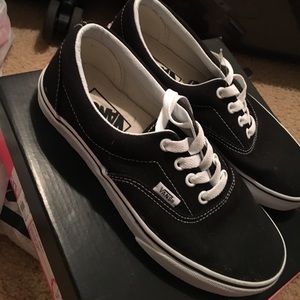 VANS VANS VANS