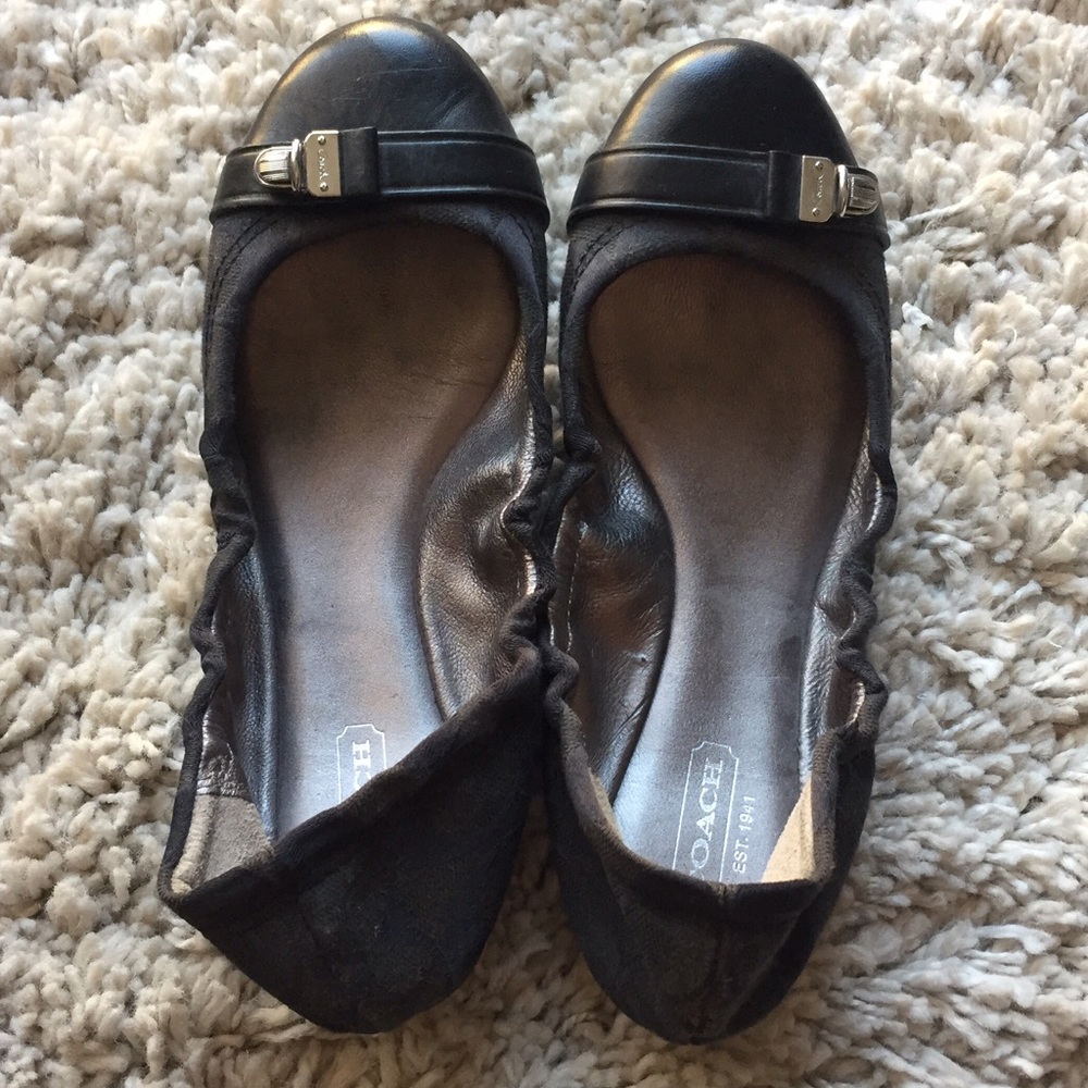 Coach flats