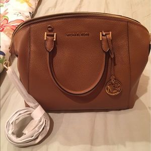 Authentic NWT Michael Kors Large Riley