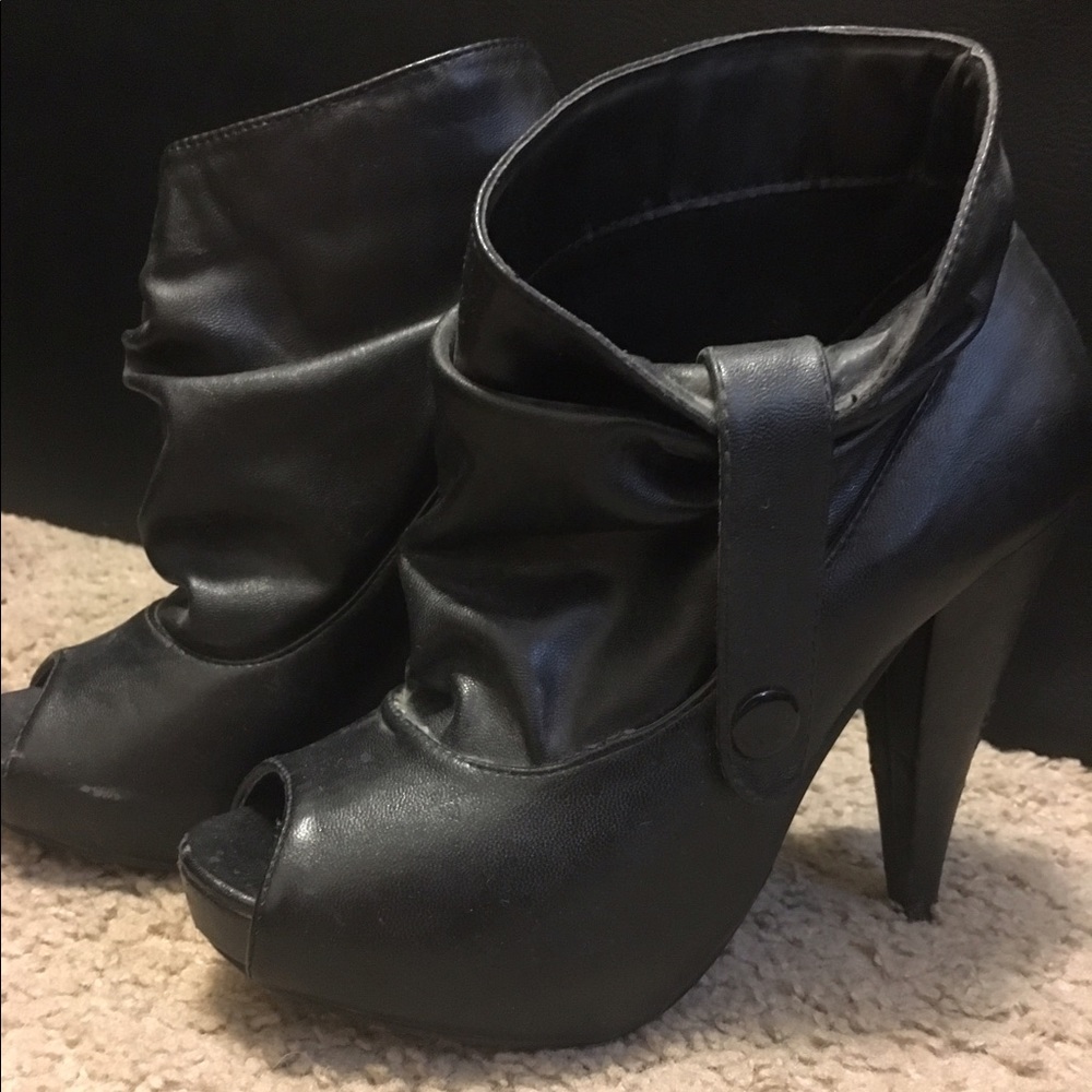 Wild Diva slouchy peep toe platform ankle booties