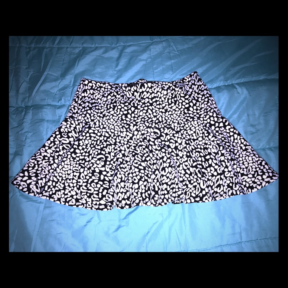 Guess skirt size 12