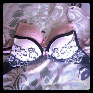 Two Body by Victoria lace trim bras