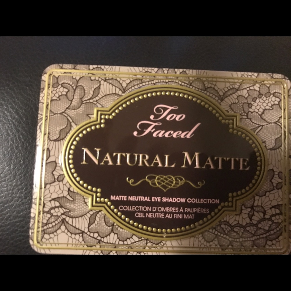 Too faced natural Matte Pallete new