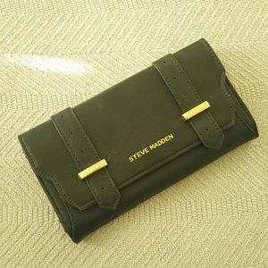 Steve madden wallet