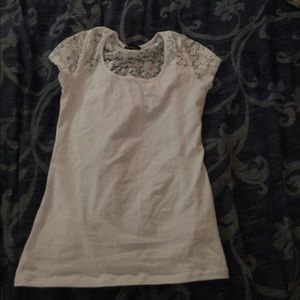 White lace sleeve shirt