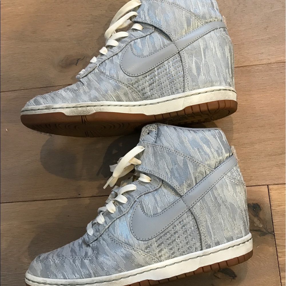 Nike hi dunk sneakers