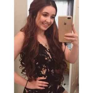 Meet your Posher, Kelly