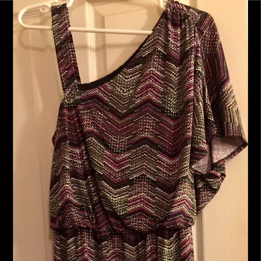 One shoulder dress