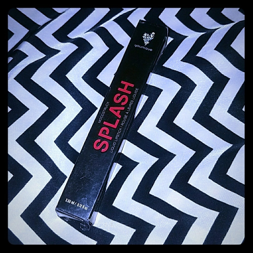 BNIB Younique Splash Liquid Lipstick in Sizzling