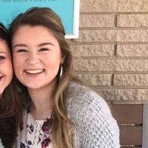 Meet your Posher, Ivy