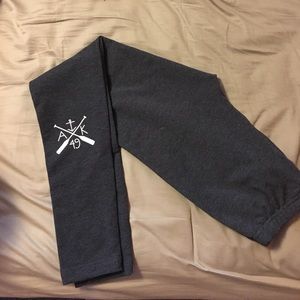 Salmon Sisters Leggings