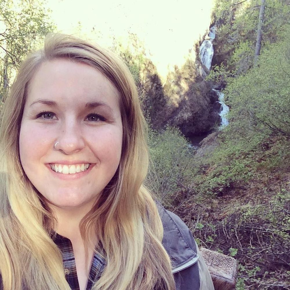 Meet your Posher, Becca