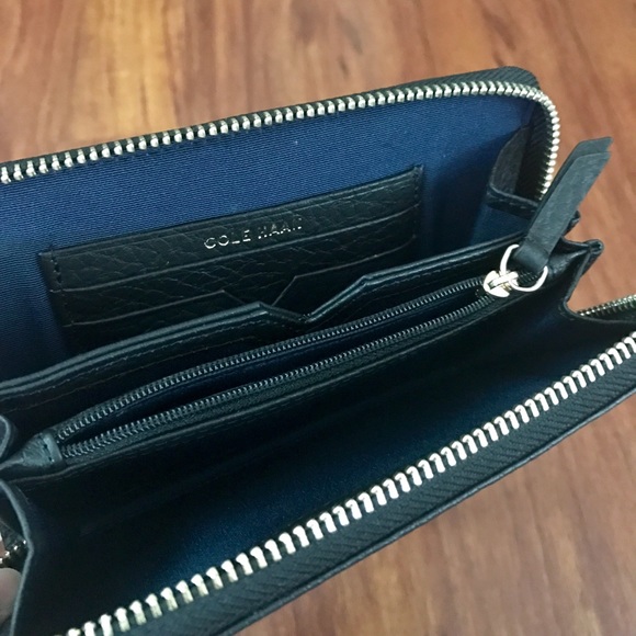 Cole Haan wristlet - Picture 3 of 3