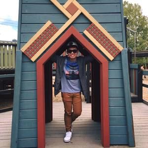 Meet your Posher, Jhundee