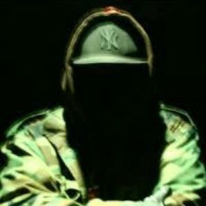 Meet your Posher, Gregory