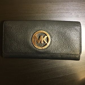 🖤 Michael Kors Wallet 🖤