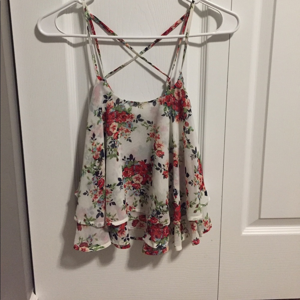 Floral ruffled crop tank top