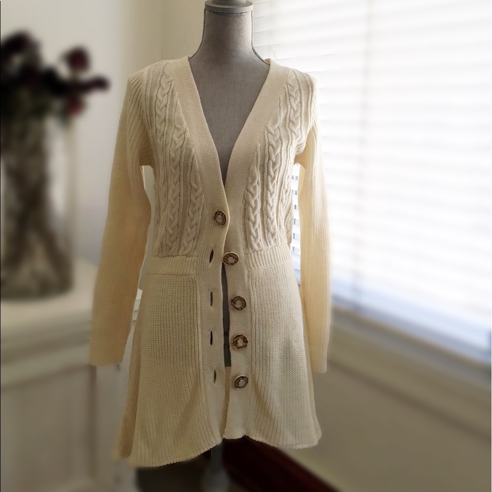 NWT: Cream Cardigan