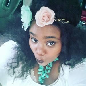 Meet your Posher, Sybill