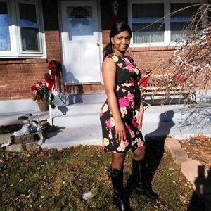 Meet your Posher, Rona