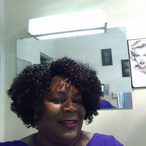 Meet your Posher, Louise