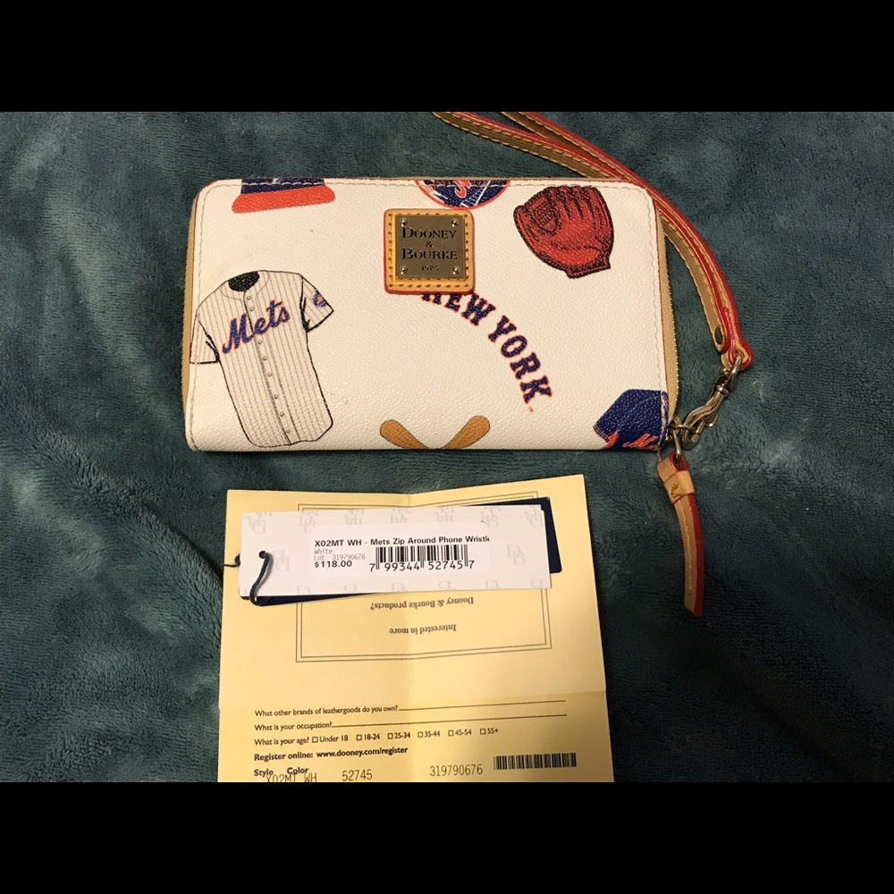 NY Mets Dooney and Bourke wallet