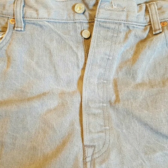 💯🔥Levi's 501 button fly🔥💯 - Picture 2 of 3