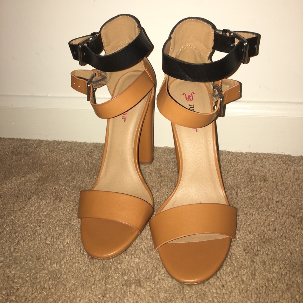 Cognac & blacks high heel sandals