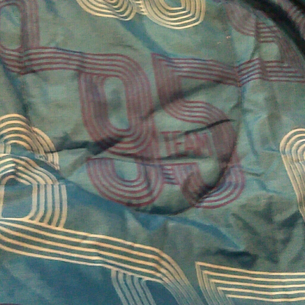 Meet your Posher, Eve