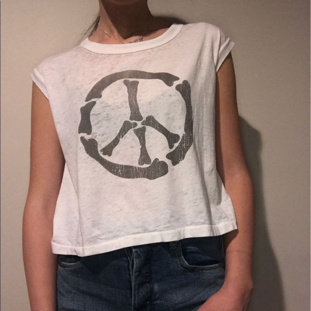 Chaser - peace & love bones tee