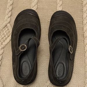 Keen maryjanes