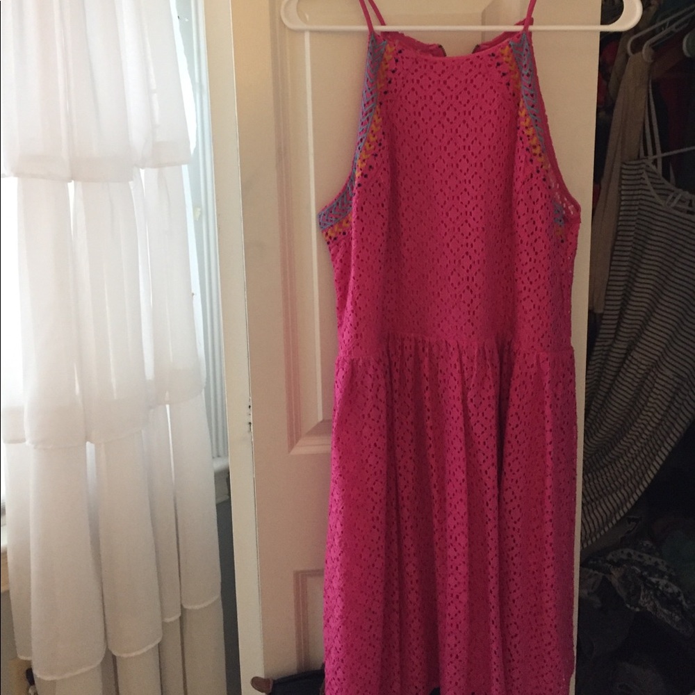 pink dress