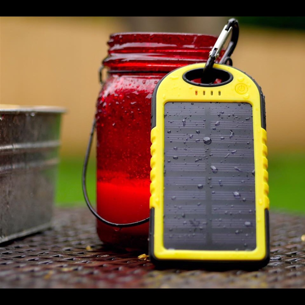 Helios Solar Cell Phone Charger -  🍎 or android