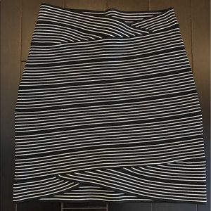 BCBG MAXAZRIA bandage mini skirt