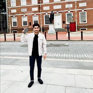 Meet your Posher, Yunusjon