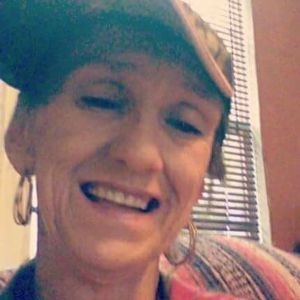 Meet your Posher, Lauralee