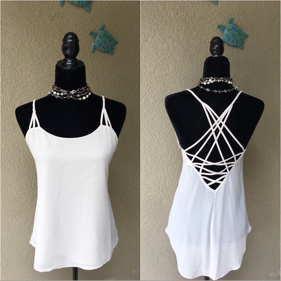 Style Loft Tops - 🆕Style Loft Taupe Strappy hi low Tank