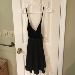 Velvet top cross back spaghetti strap dress