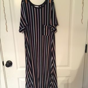 Lularoe Carly