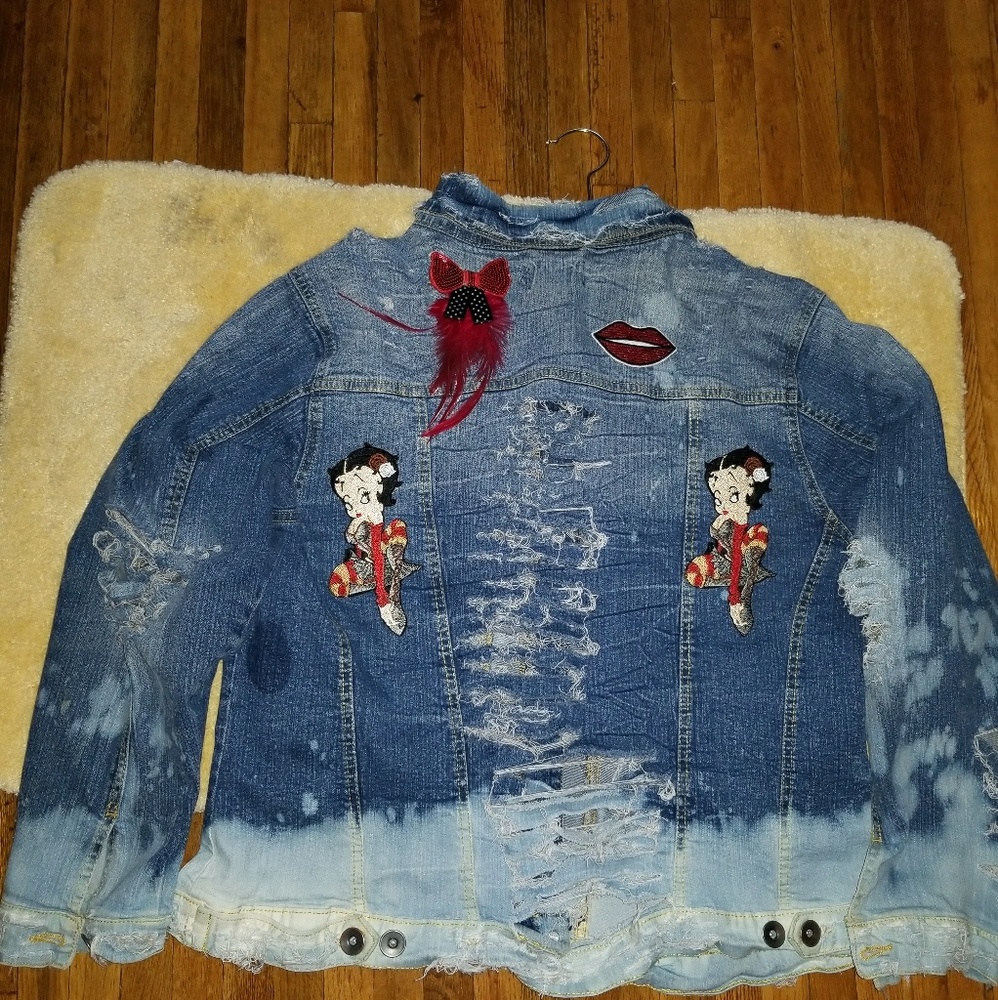 Custom design - Picture 2 of 2