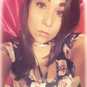 Meet your Posher, Cristal